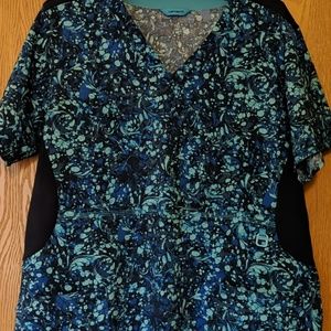 Carhartt Flex fit women's scrub top